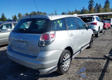 2005 Toyota Matrix Xr z USA, uszkodzony, nr VIN 2T1LR30EX5C492632